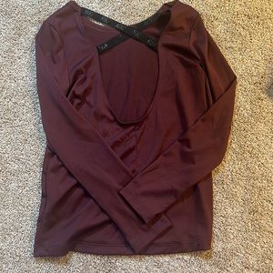 EUC Nike Top